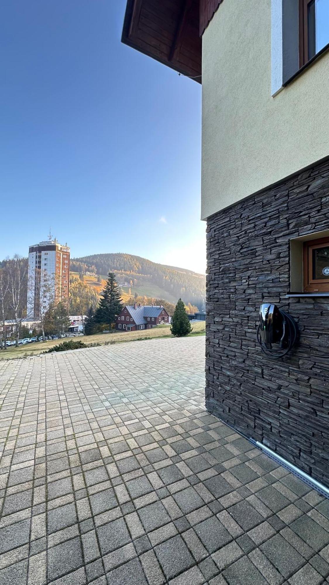 Apartment Okolo Pece Пец под Снежко Екстериор снимка